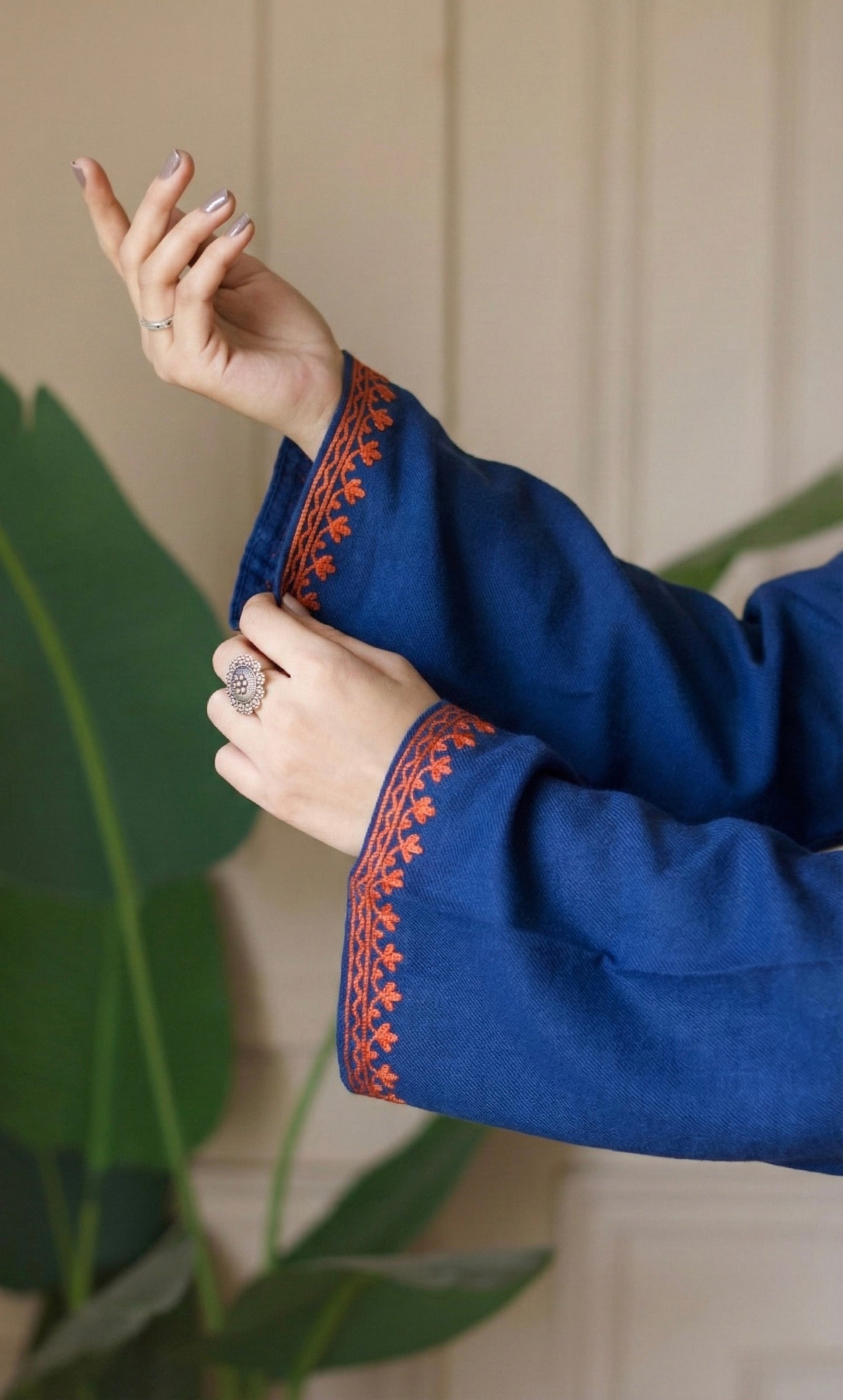 Saffron Glow Blue Kashmiri Aari Embroidered Fine Cashmilon Short Kurti