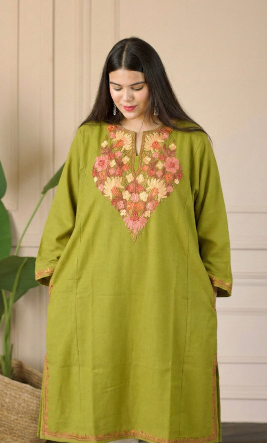 Mehendi Saffron Bloom Aari Embroidered Fine Cashmilon Pheran