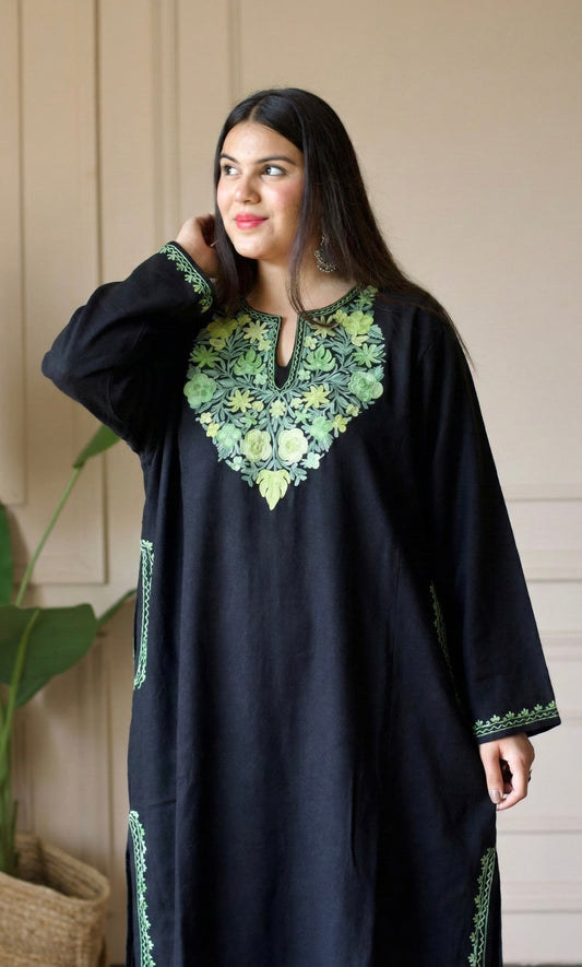 Black Emerald Bloom Aari Embroidered Fine Cashmilon Pheran