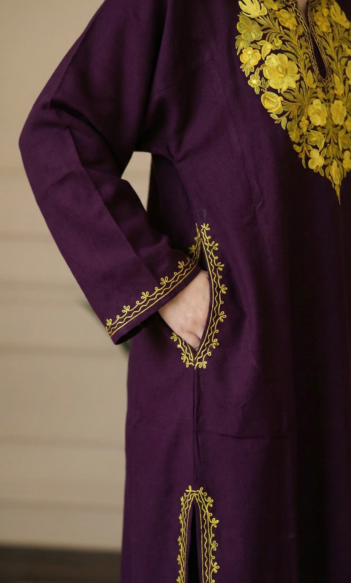 Wine Sage Gold Aari Embroidered Fine Cashmilon Pheran