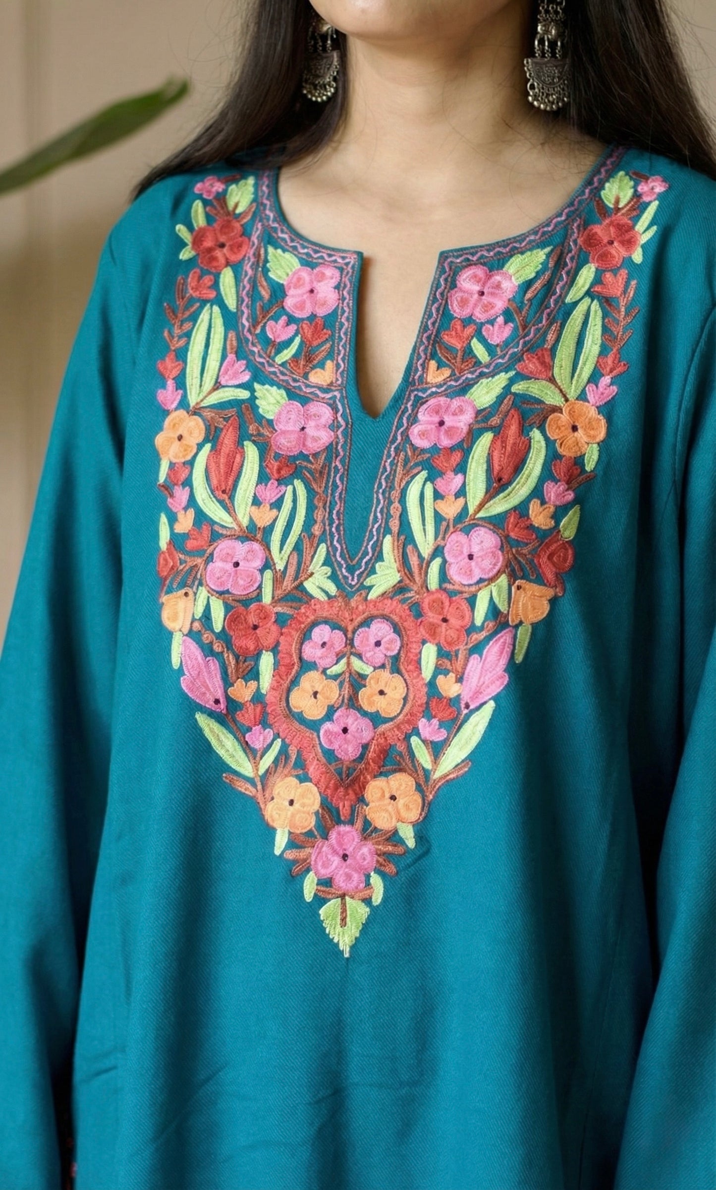 Sea Green Multi Aari Embroidered Fine Cashmilon Pheran