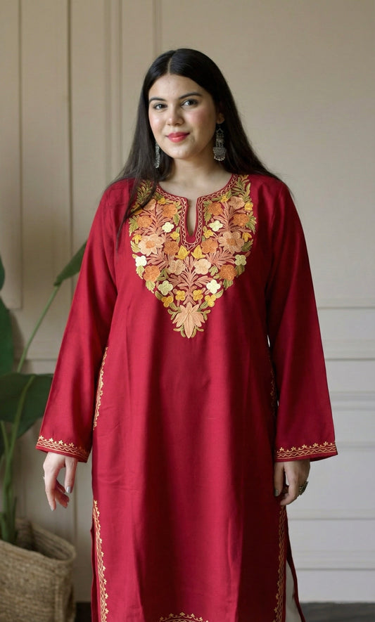 Crimson Saffron Bloom Aari Embroidered Fine Cashmilon Pheran