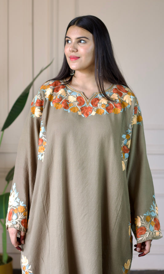 Beige Aari Embroidered Wool Pheran