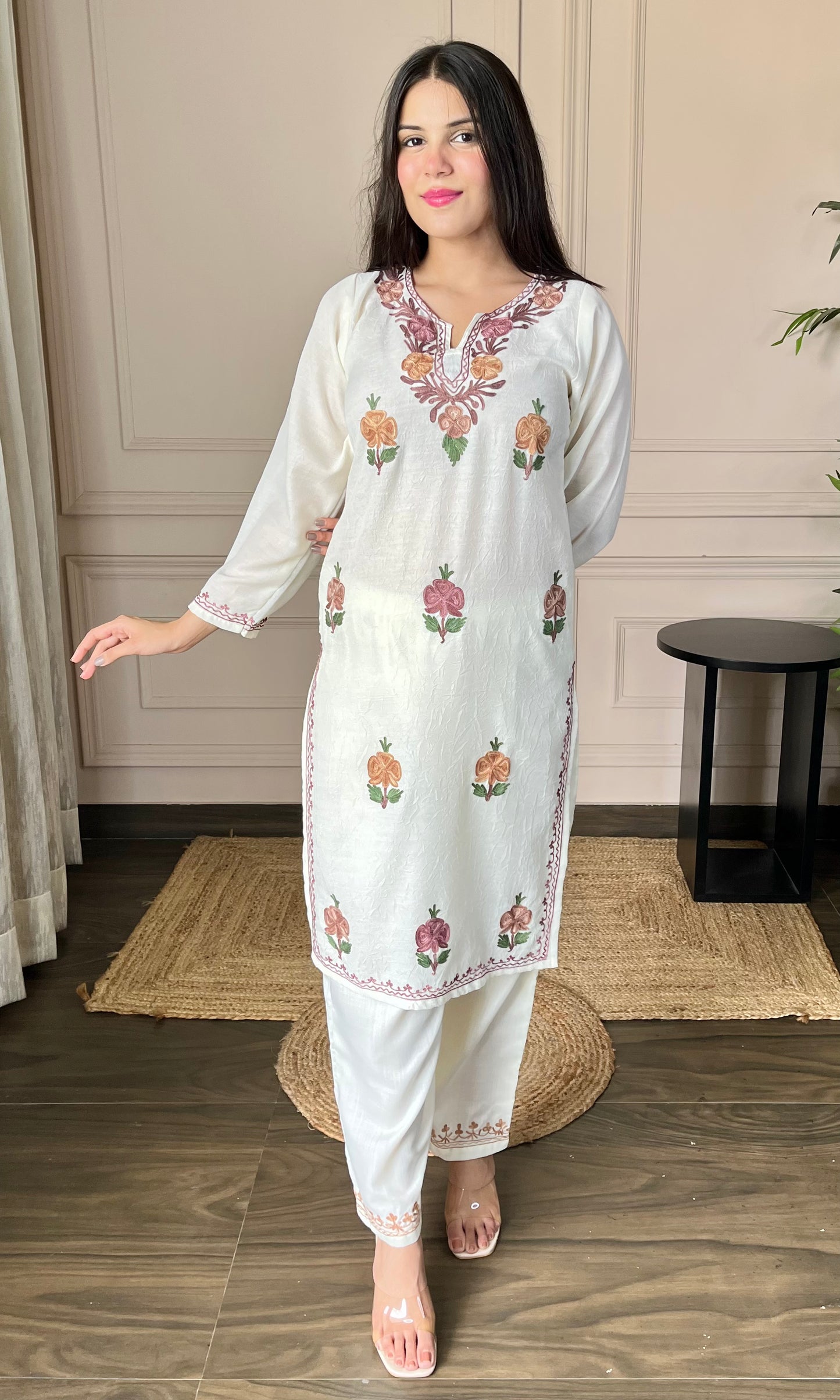 White Aari Embroidered Crushed Cotton Kurti