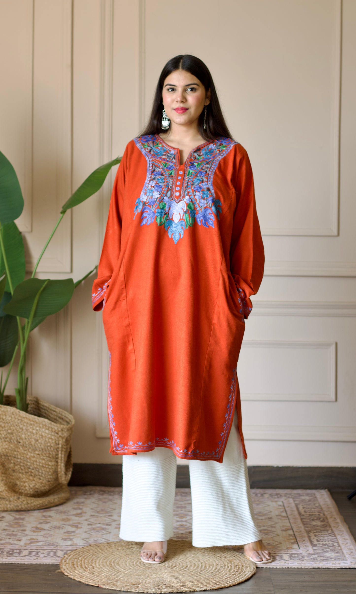 Red Blue Bliss Aari Embroidered Fine Cashmilon Pheran