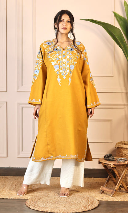 Yellow Aari Embroidered Fine Cashmilon Pheran