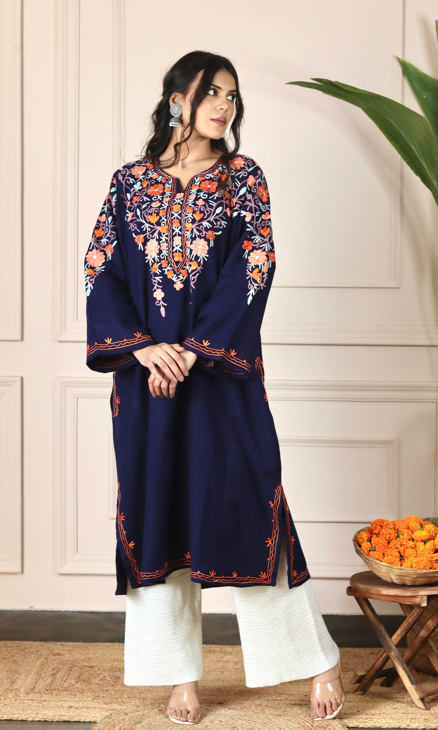 Navy Blue Aari Embroidered Fine Cashmilon Pheran