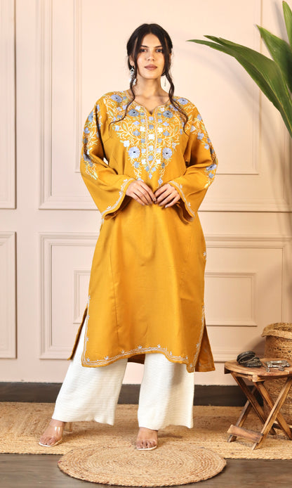 Yellow Aari Embroidered Fine Cashmilon Pheran