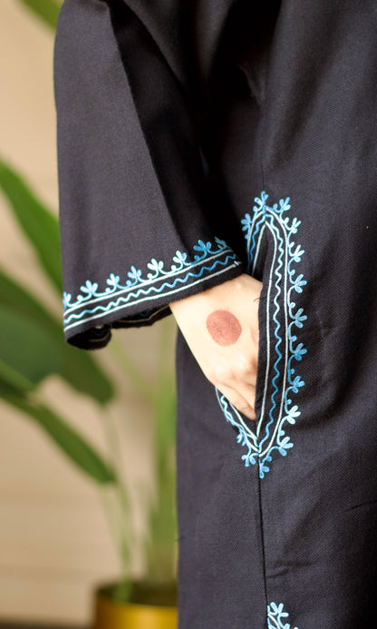 Blue Bliss Aari Embroidered Black Fine Cashmilon Pheran