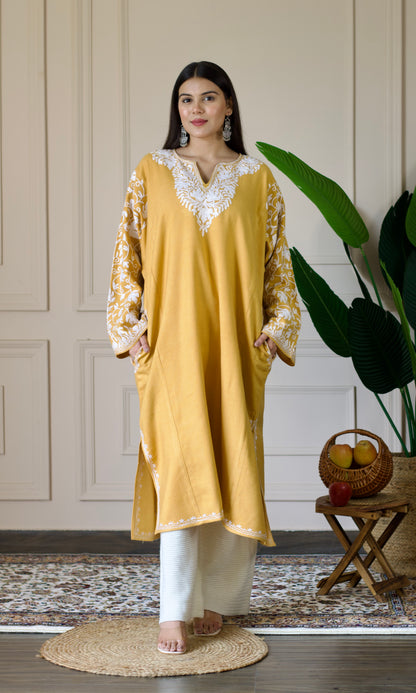 Yellow Cashmilon Pheran with White Aari Embroidery