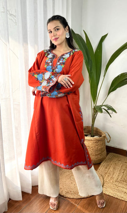 Rustic Charm Blue Aari Embroidered Fine Cashmilon Pheran