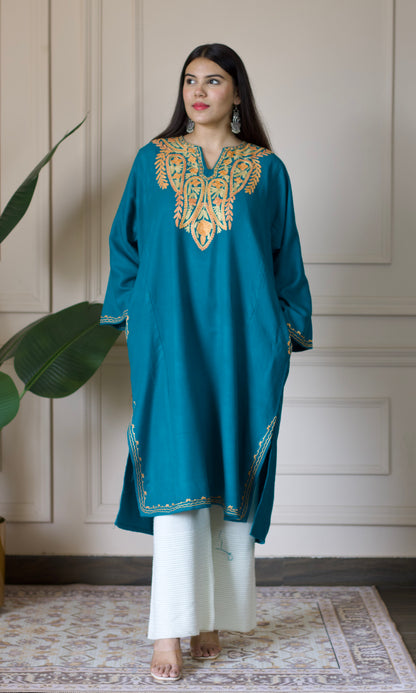 Sea Green Aari Embroidered Fine Cashmilon Pheran