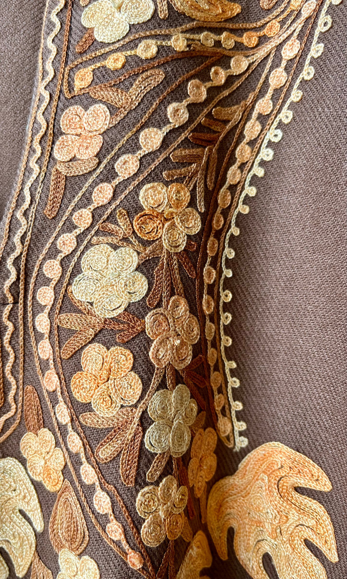 Brown Aari Embroidered Fine Cashmilon Pheran