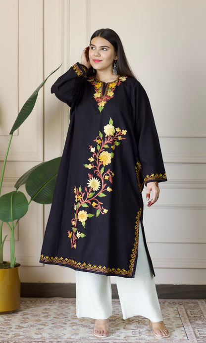 Saffron Glow Aari Embroidered Black Fine Cashmilon Pheran