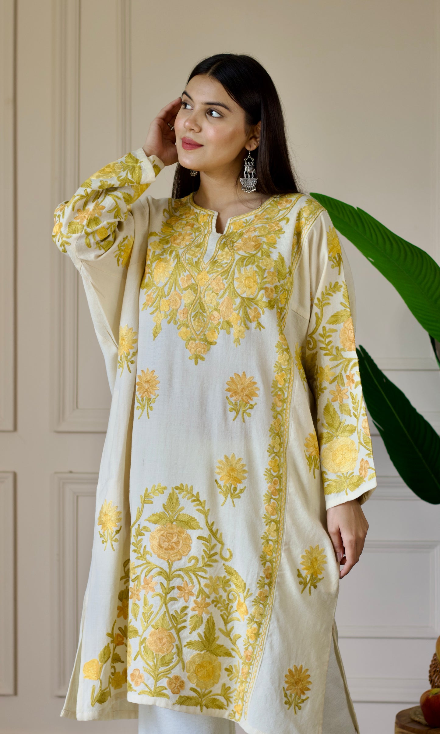 Ivory Bloom Yellow Aari Embroidered Wool Pheran