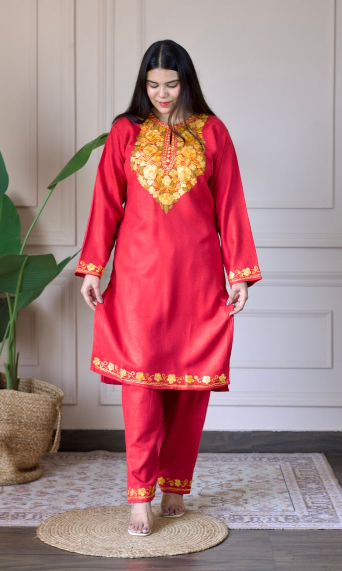 Pink Kashmiri Aari Woollen Co-ord Set - Golden Glow