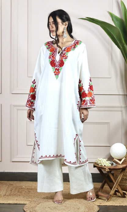 Crimson Bloom White Aari Embroidered Fine Cashmilon Pheran