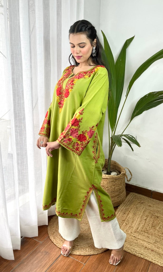 Parrot Green Bliss Pink Aari Embroidered Fine Cashmilon Pheran