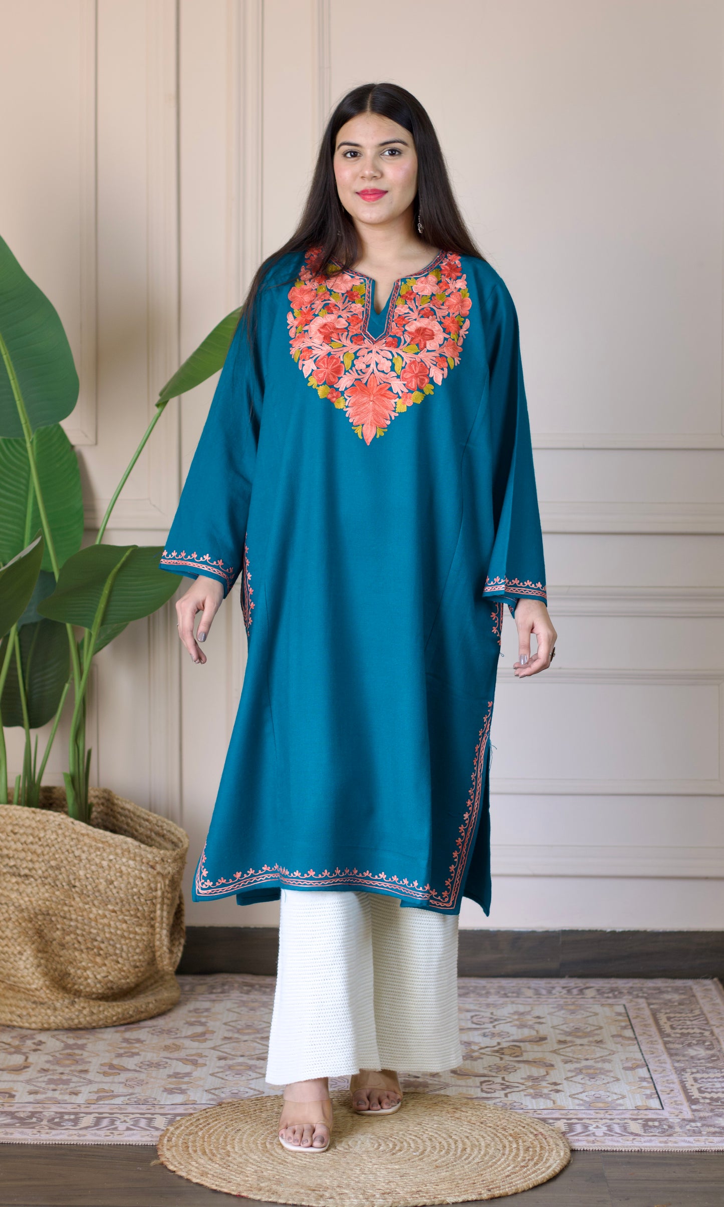 Sea Green Blossom Aari Embroidered Fine Cashmilon Pheran