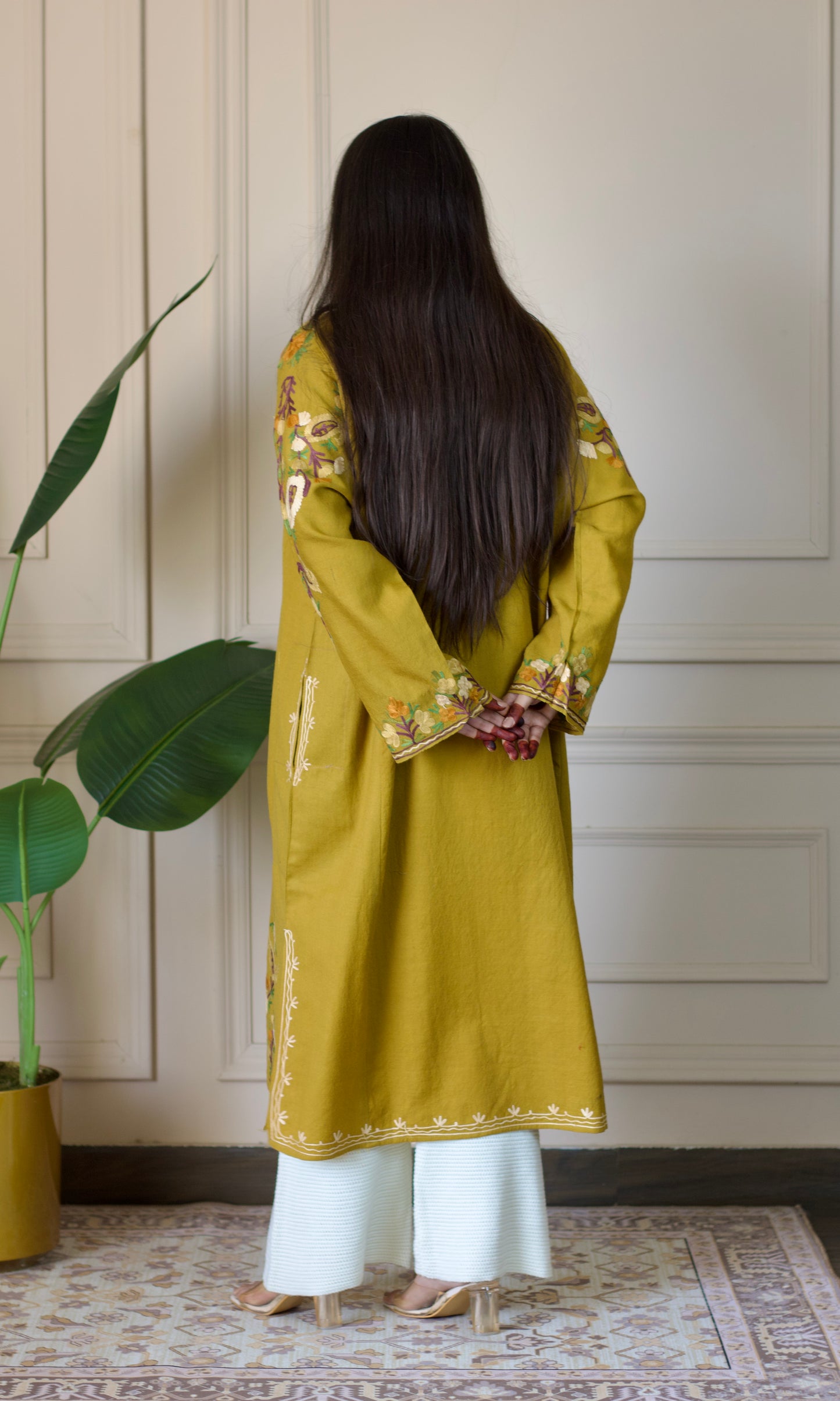 Mustard Aari Embroidered Wool Pheran