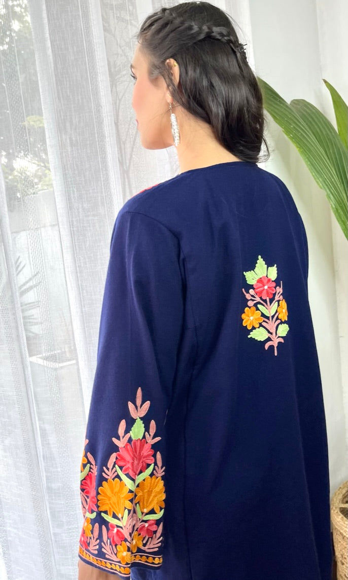 Navy Blue Bliss with Pink Aari Embroidered Fine Cashmilon Pheran