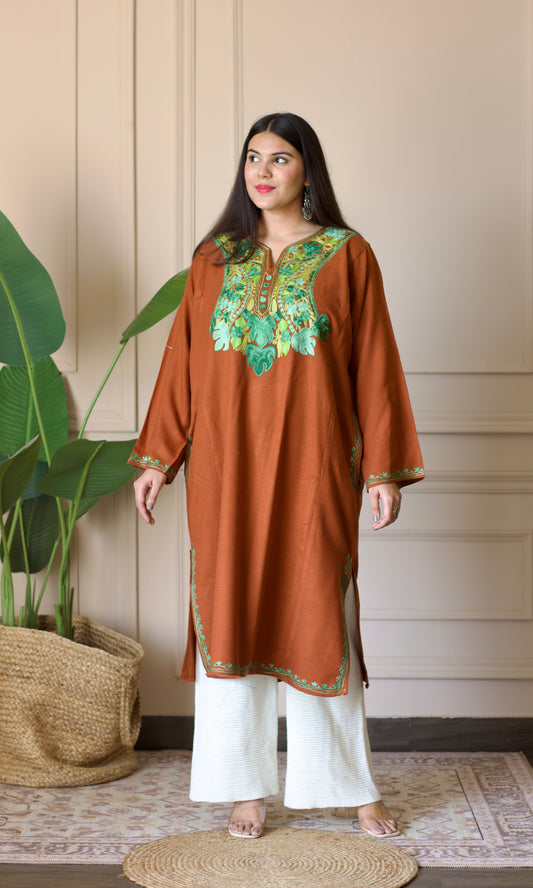 Rust Meadow Aari Embroidered Fine Cashmilon Pheran