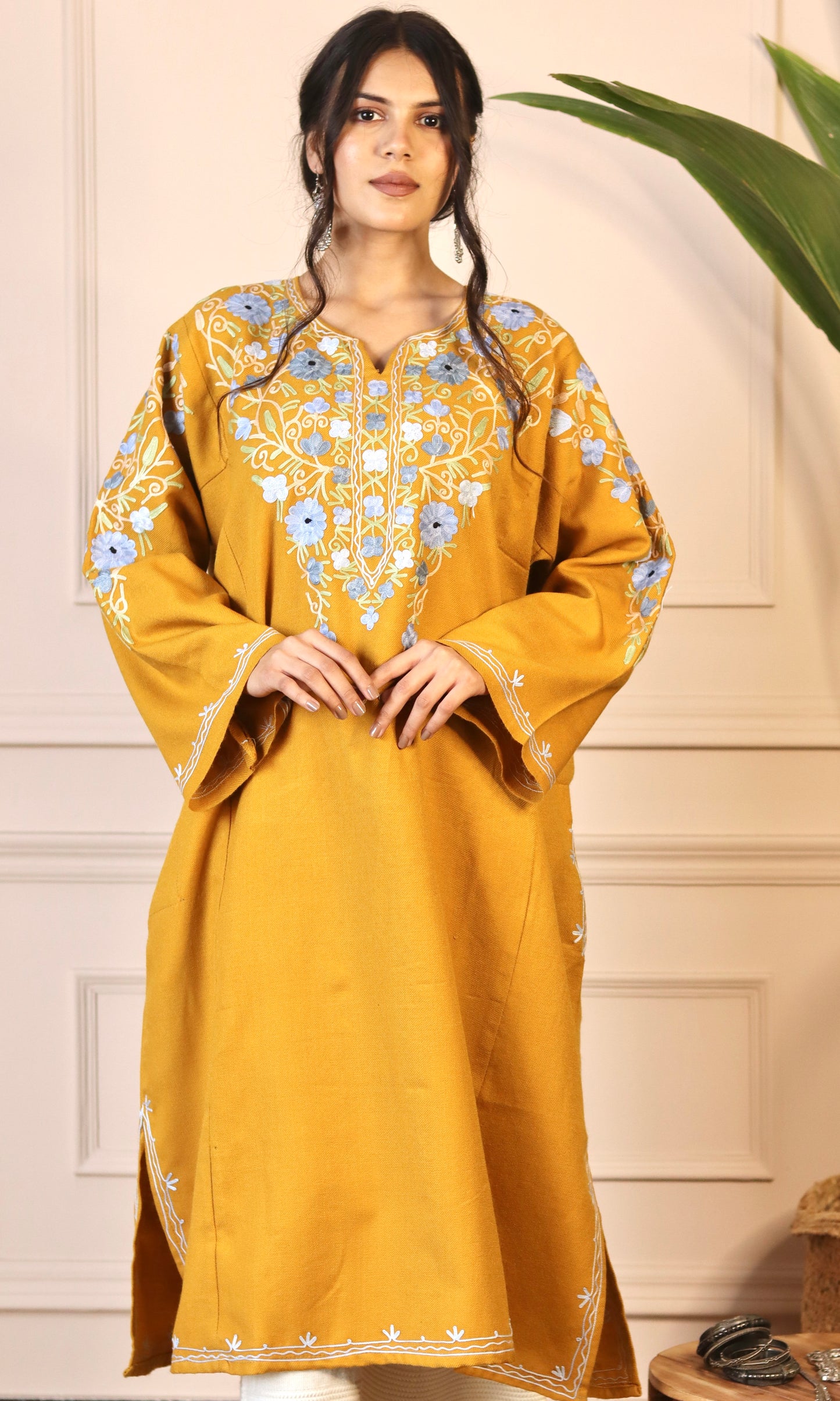 Yellow Aari Embroidered Fine Cashmilon Pheran