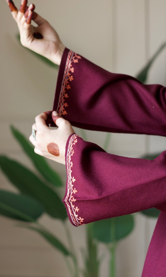 Floral Wine Aari Embroidered Fine Cashmilon Pheran