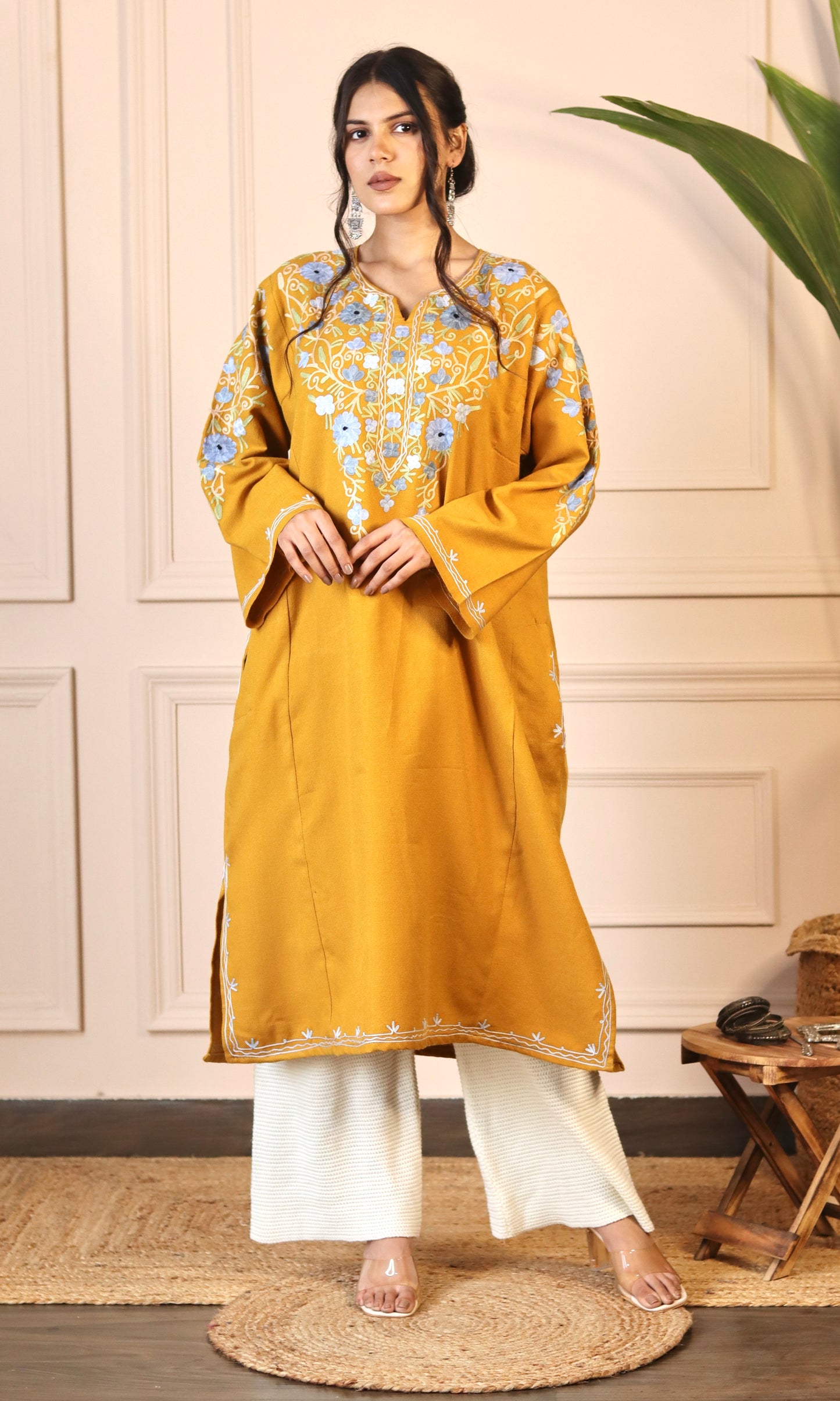 Yellow Aari Embroidered Fine Cashmilon Pheran