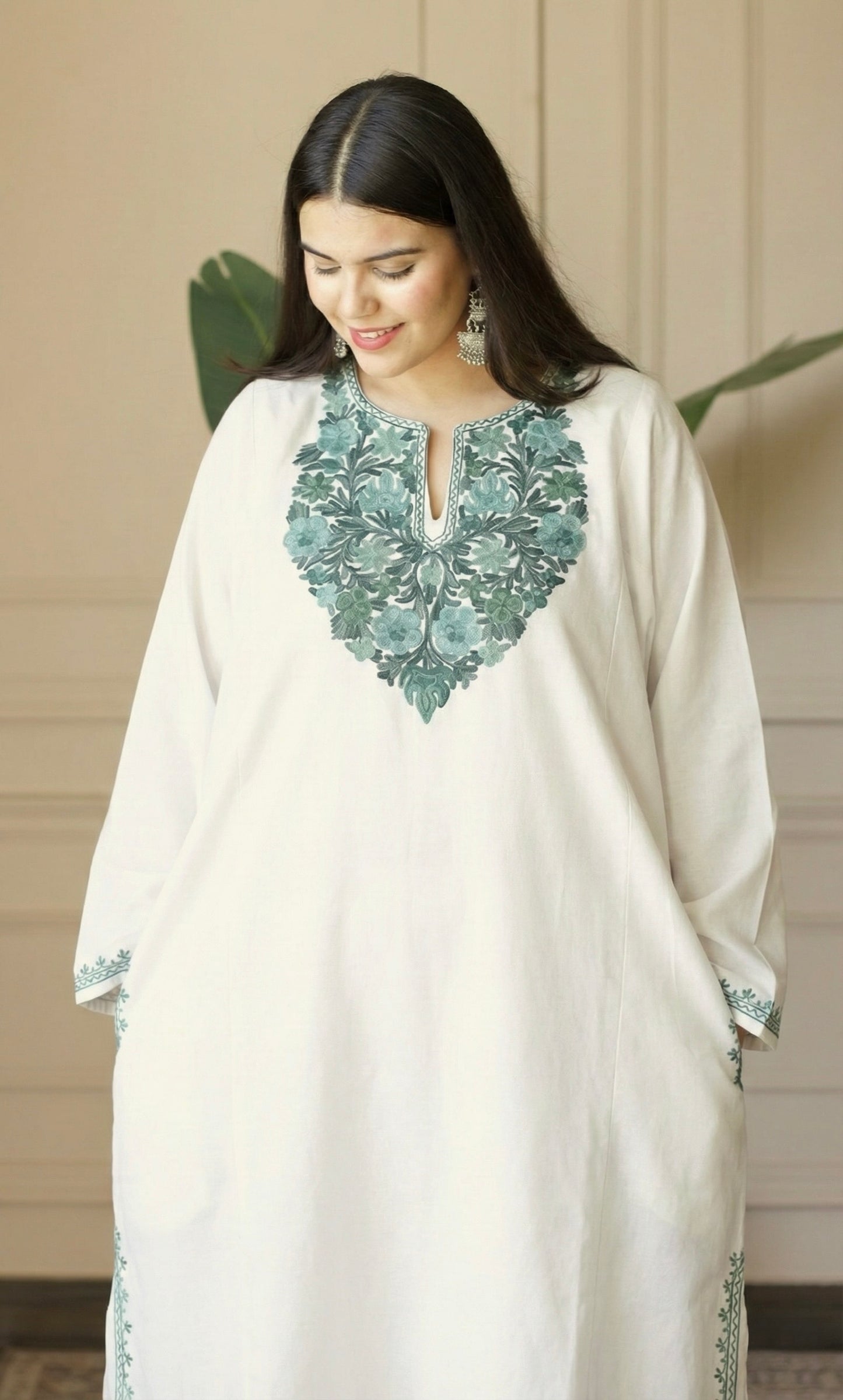 Off White Mint Aari Embroidered Fine Cashmilon Pheran