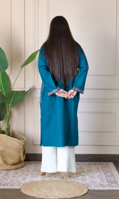 Sea Green Blossom Aari Embroidered Fine Cashmilon Pheran