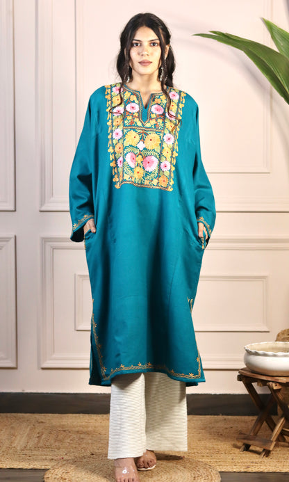 Sea Green Aari Embroidered Fine Cashmilon Pheran