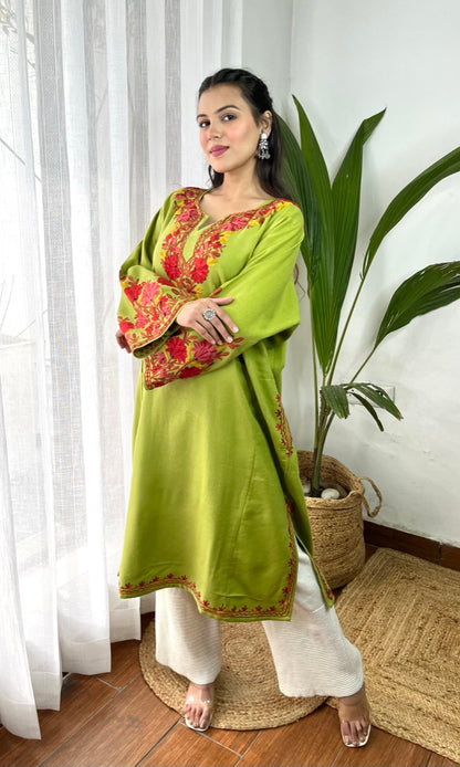 Parrot Green Bliss Pink Aari Embroidered Fine Cashmilon Pheran