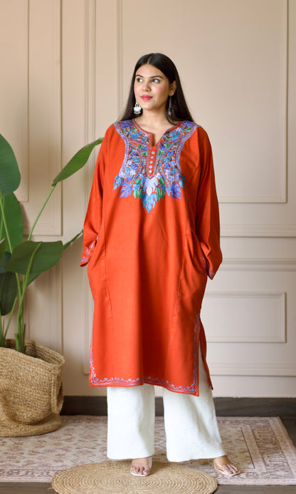 Red Blue Bliss Aari Embroidered Fine Cashmilon Pheran