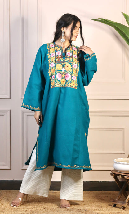 Sea Green Aari Embroidered Fine Cashmilon Pheran