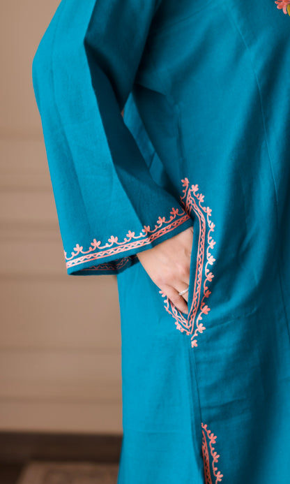 Sea Green Blossom Aari Embroidered Fine Cashmilon Pheran