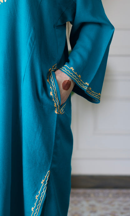 Sea Green Aari Embroidered Fine Cashmilon Pheran