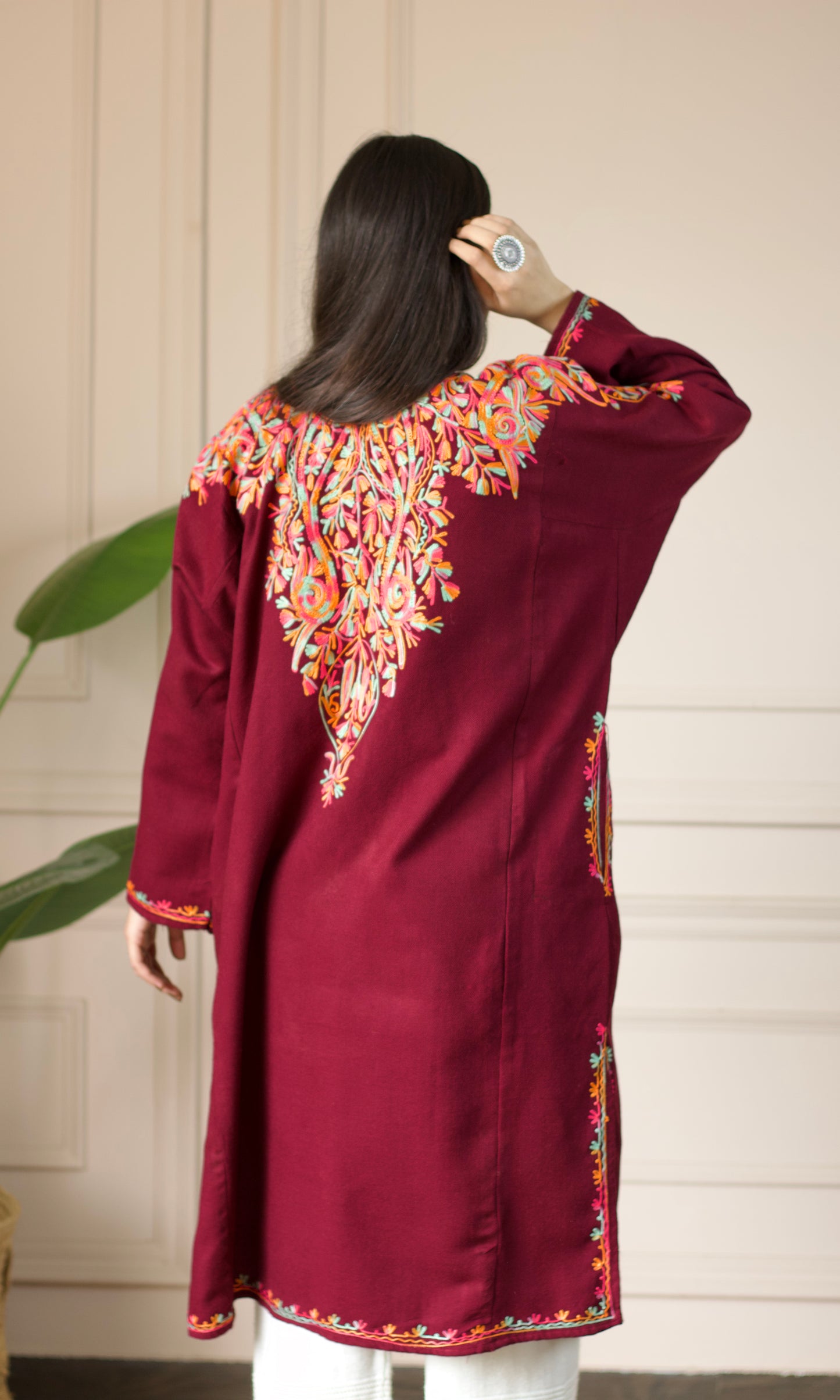 Deep Wine Multi Bloom Aari Embroidered Fine Cashmilon Pheran