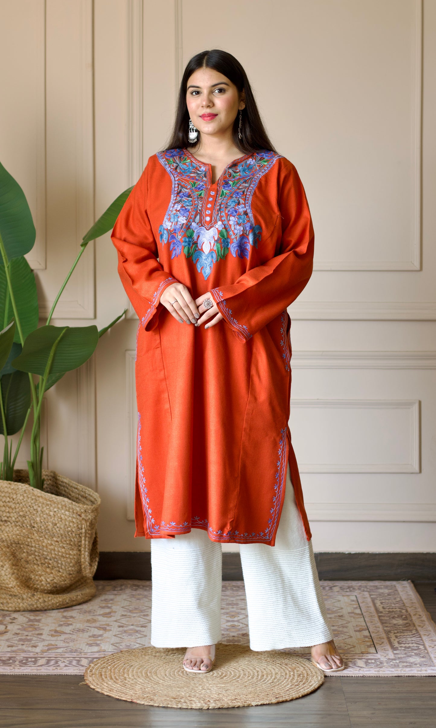 Red Blue Bliss Aari Embroidered Fine Cashmilon Pheran