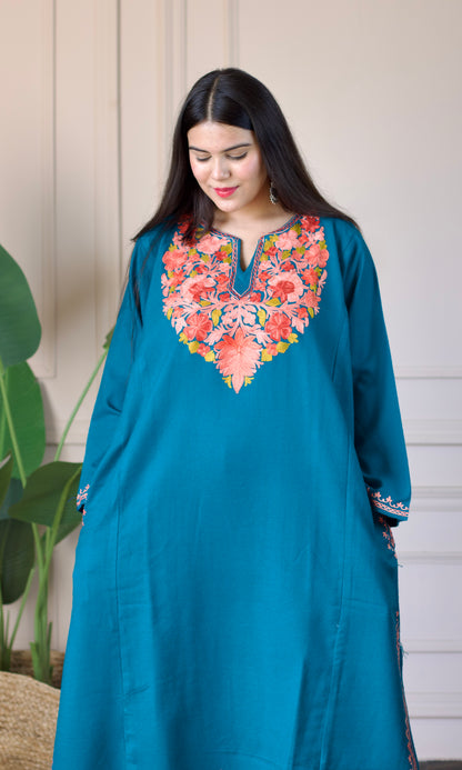 Sea Green Blossom Aari Embroidered Fine Cashmilon Pheran