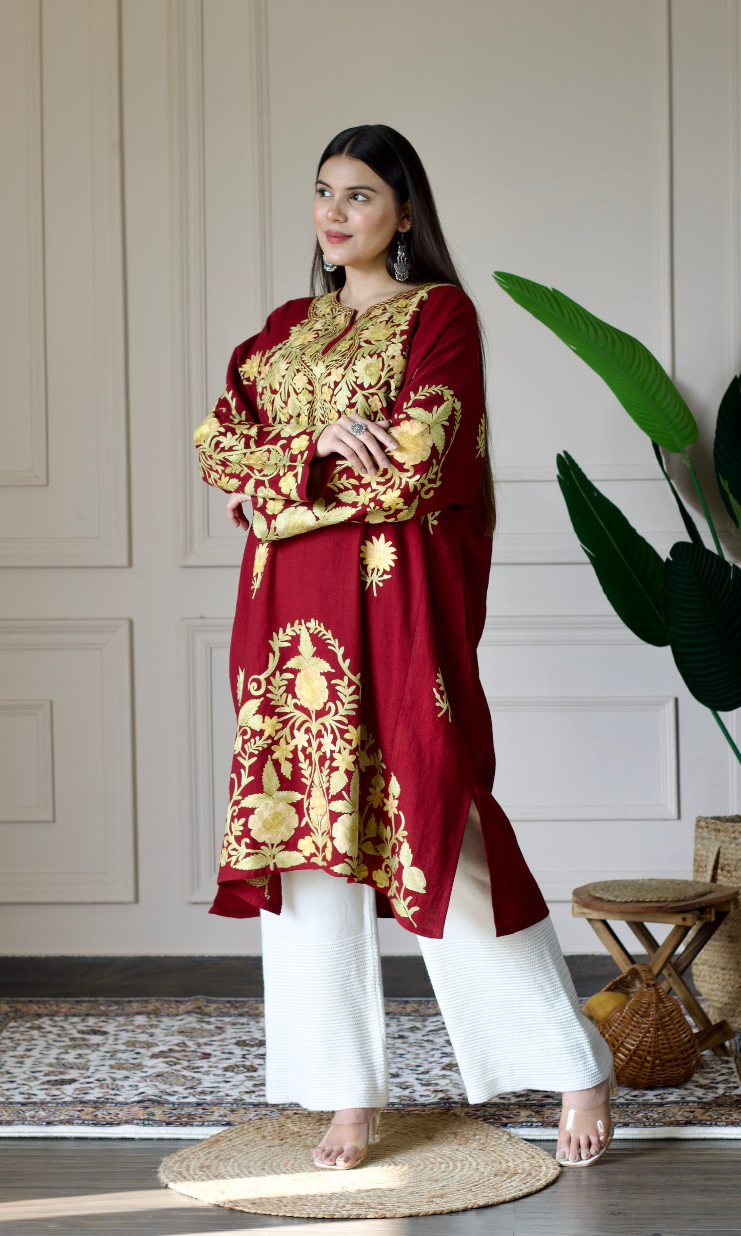 Maroon Aari Embroidered Wool Pheran