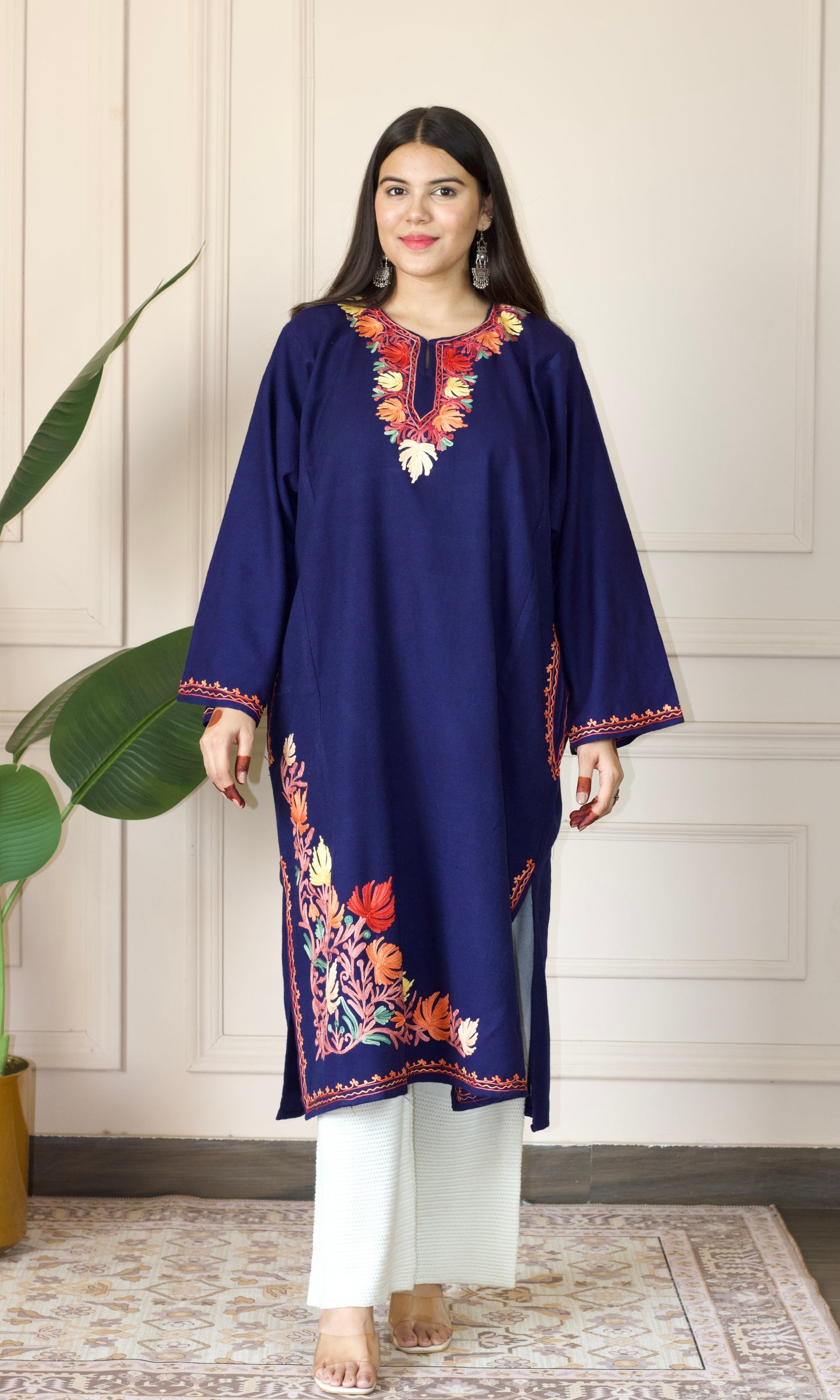 Evening Hues Aari Embroidered Navy Fine Cashmilon Pheran