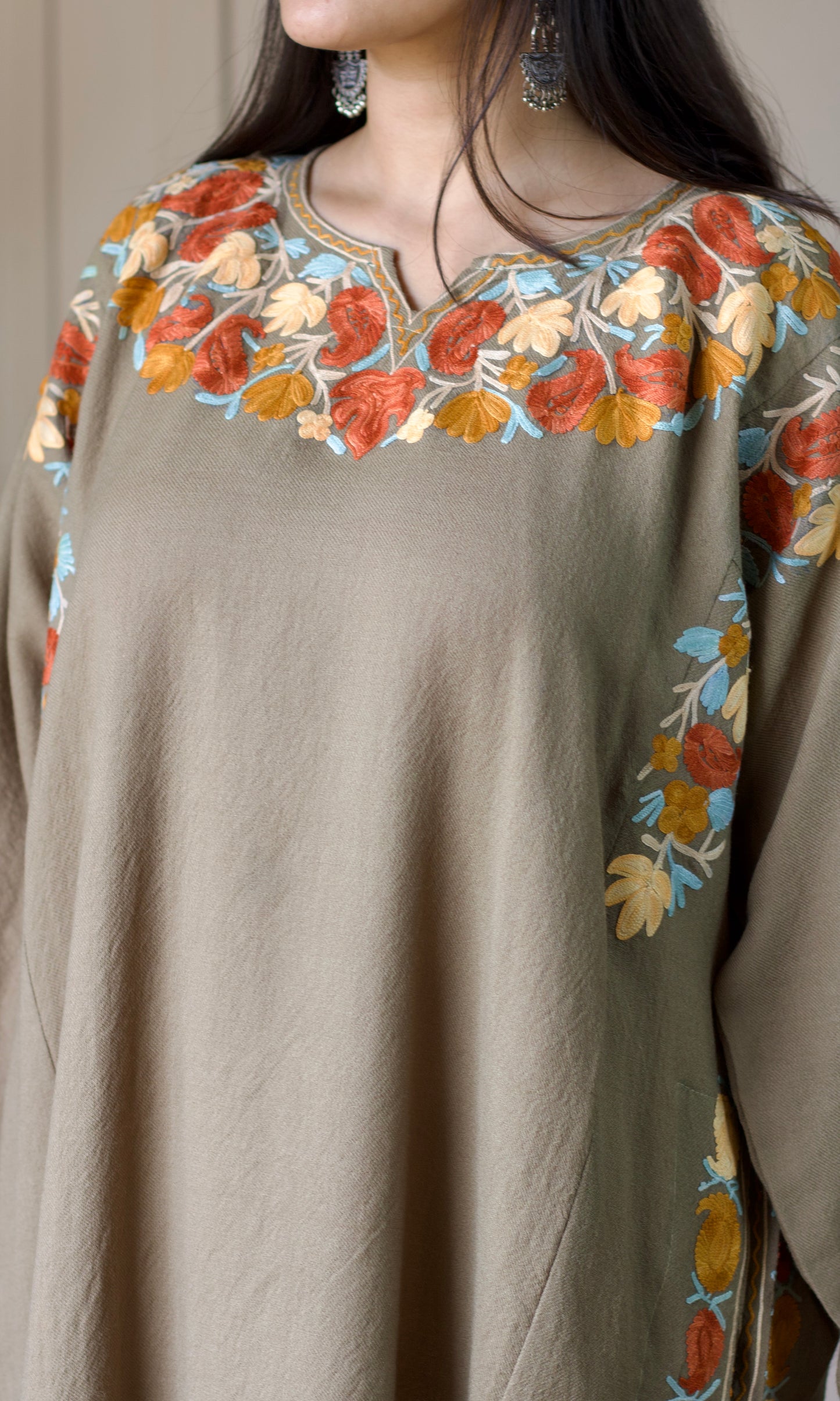 Beige Aari Embroidered Wool Pheran