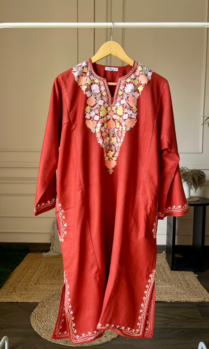 Rust Aari Embroidered Fine Cashmilon Pheran