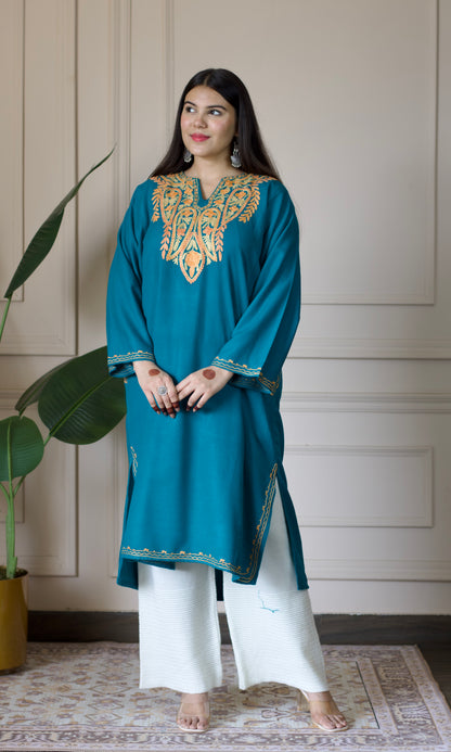 Sea Green Aari Embroidered Fine Cashmilon Pheran