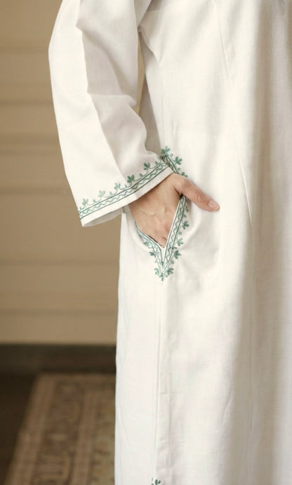 Off White Mint Aari Embroidered Fine Cashmilon Pheran