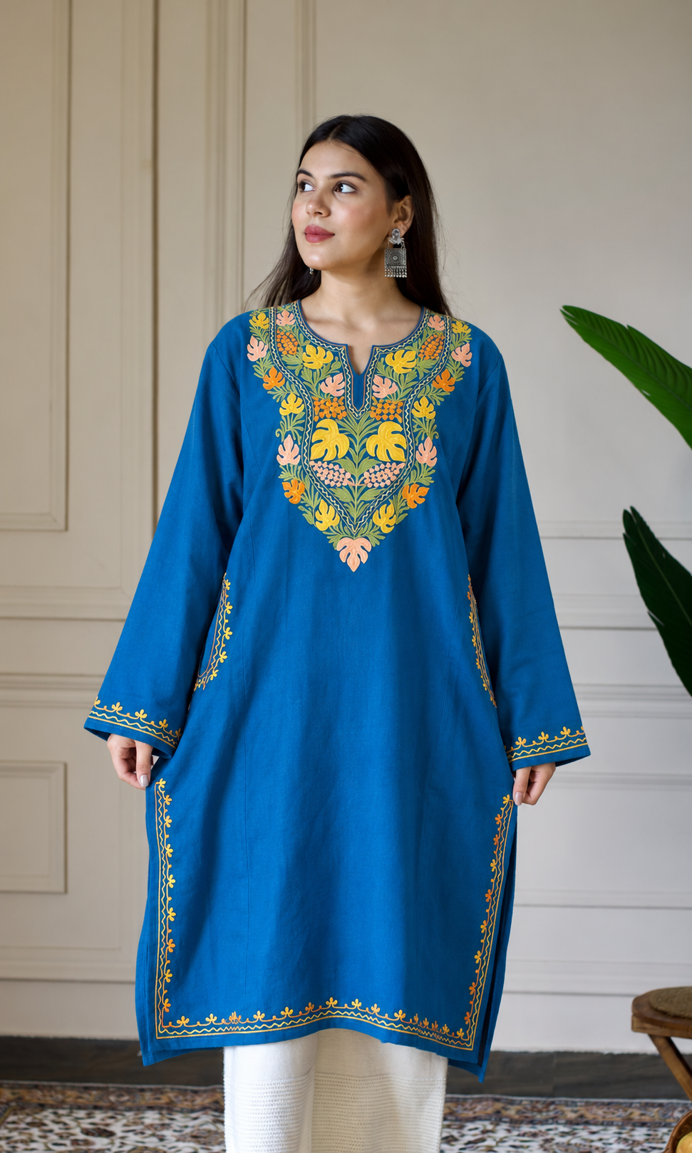 Blue Vibrant Aari Embroidered Fine Cashmilon Pheran