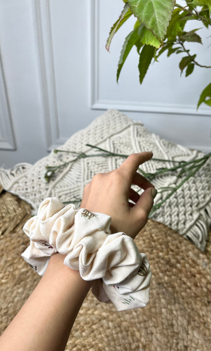 Cream Dainty Print Scrunchie