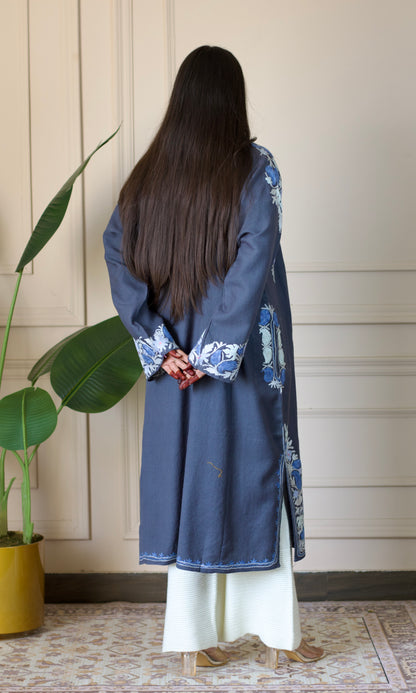 Grey Aari Embroidered Wool Pheran