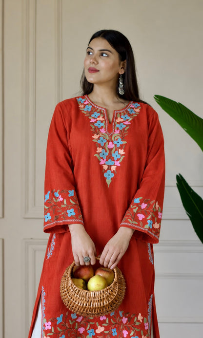 Rust Sapphire Bloom Aari Embroidered Fine Cashmilon Pheran